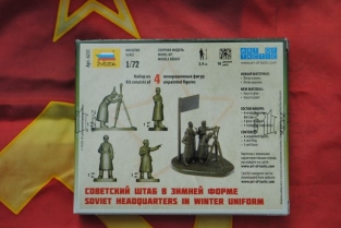 Zvezda 6231 SOVIET HEADQUARTERS in WINTER UNIFORM